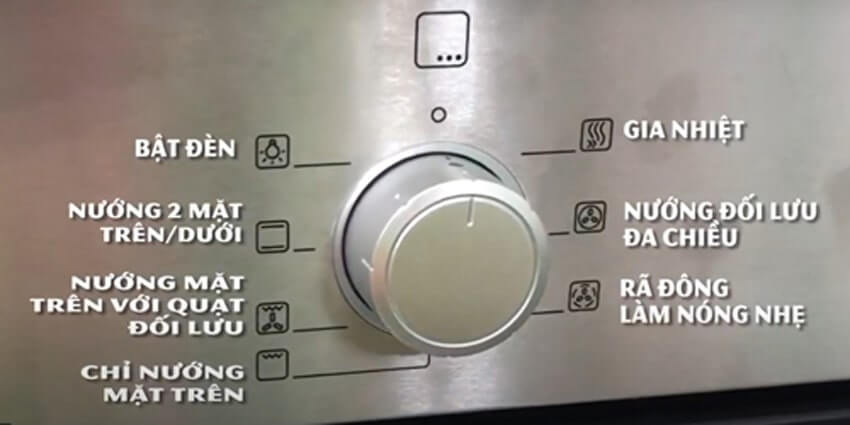 nút điều khiển chế độ nướng của lò nướng điện tốt