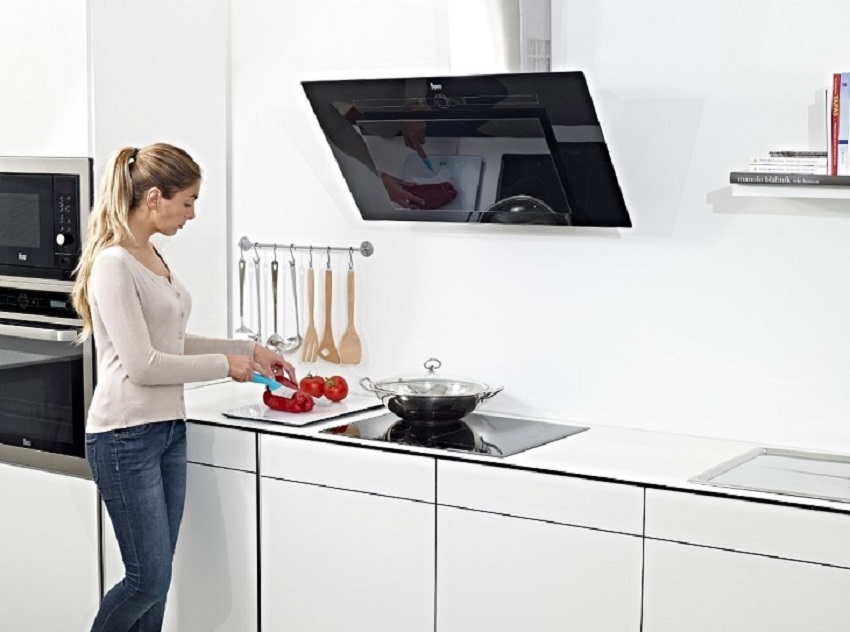 Kinh nghiệm chọn mua máy hút mùi phù hợp nhất 11 may hut mui kinh vat gan tuong - Kinh nghiệm chọn mua máy hút mùi phù hợp nhất
