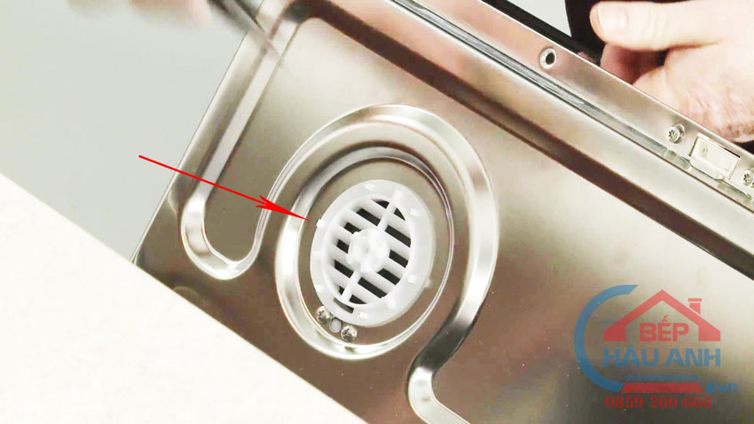 Máy rửa bát kêu to phải làm sao? 5 Quạt nhiệt bị rỉ sét làm máy rửa bát kêu to