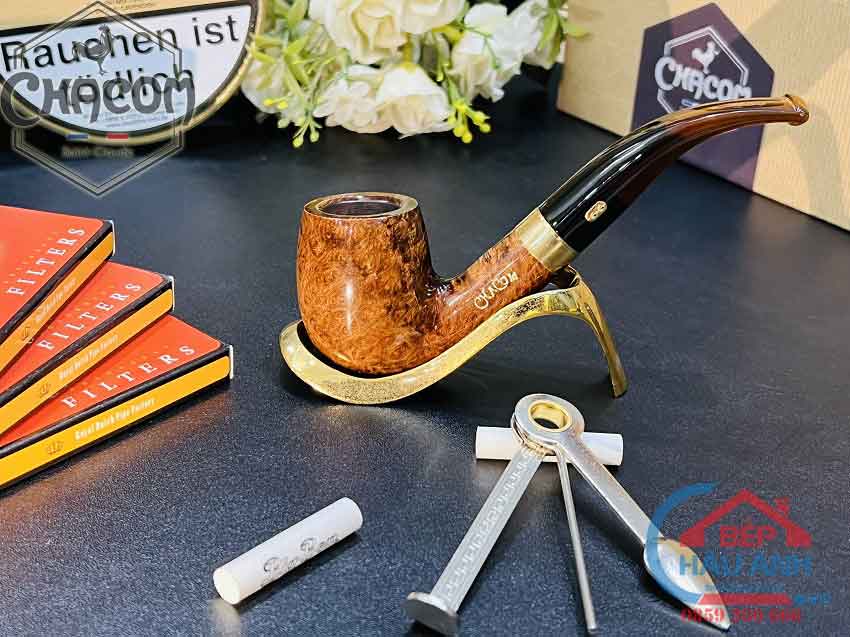 Những mẫu tẩu cigar làm quà biếu tặng cực đẳng cấp  Qua-bieu-tang-tau-Chacom-Chuchill-U-No42