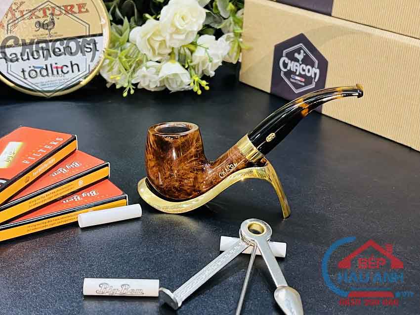 Tẩu hút thuốc sợi và xì gà Chacom Chuchill U No42– C029 Tang-kem-loc-khi-mua-tau-Chacom-Chuchill-U-No42